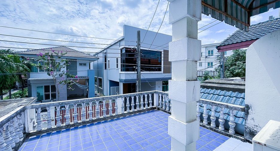 Casa adosada en venta de 2 habitaciones en Mueang Nonthaburi, Nonthaburi