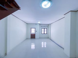 Продажа 2 спальни таунхаус в Mueang Nonthaburi, Нонтабури