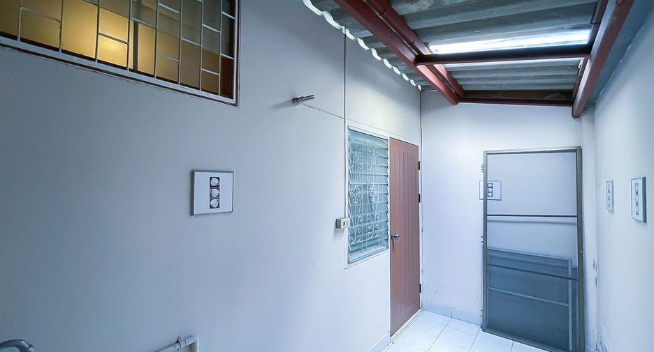 Casa adosada en venta de 2 habitaciones en Mueang Nonthaburi, Nonthaburi