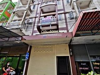For sale 3 bed townhouse in Phra Nakhon Si Ayutthaya, Phra Nakhon Si Ayutthaya