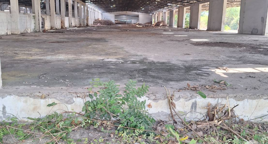 For rent warehouse in Mueang Lamphun, Lamphun