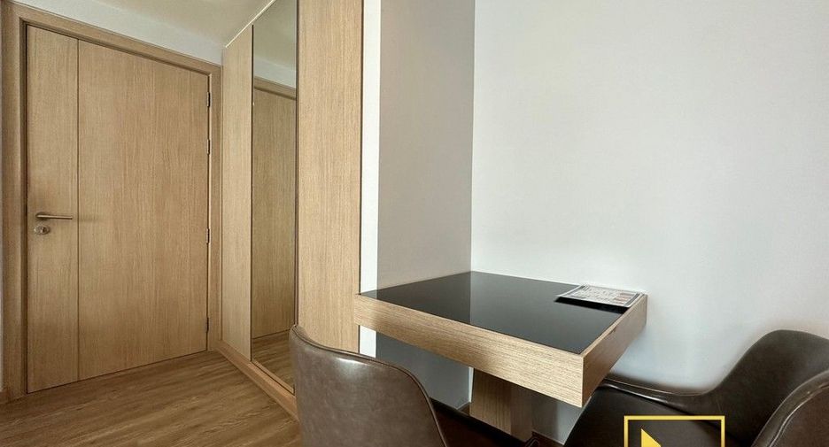 Apartamento con servicios en alquiler de 1 habitaciones en Khlong Toei, Bangkok