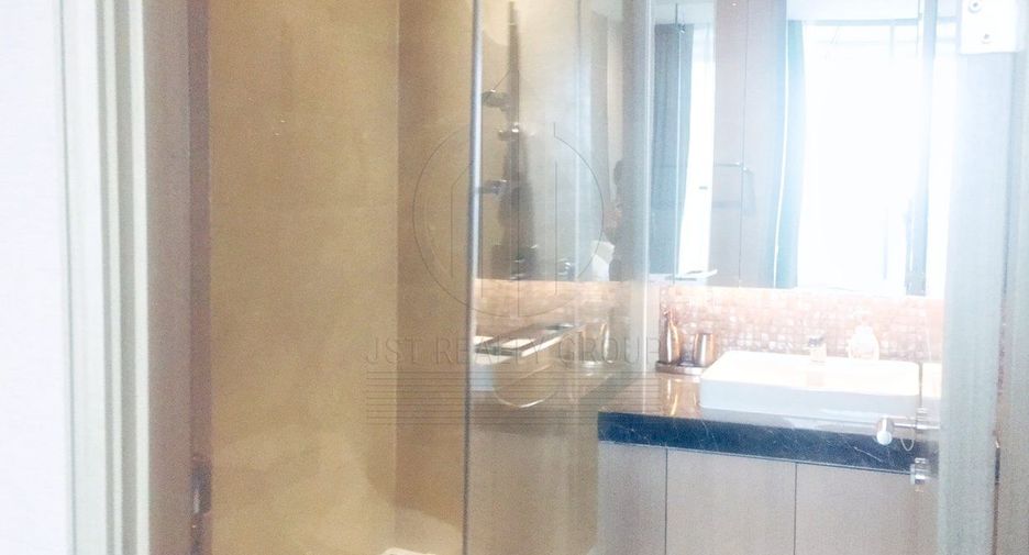 For rent 3 ベッドルーム condo in Pathum Wan, Bangkok
