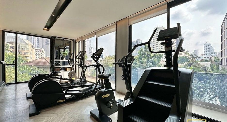 For rent 1 bed condo in Watthana, Bangkok