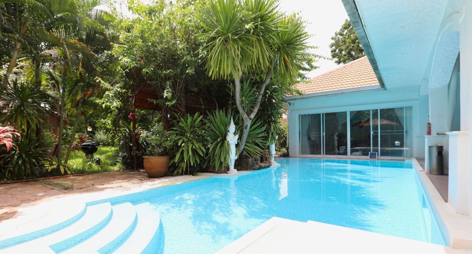 For rent 4 Beds house in Jomtien, Pattaya