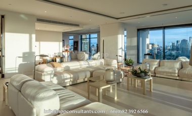 For rent 4 Beds condo in Pathum Wan, Bangkok