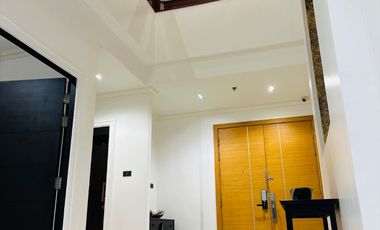 For sale 4 bedrooms condo in Khlong Toei, Bangkok