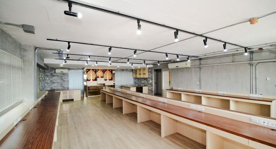For sale 10 bedrooms office in Bang Khen, Bangkok