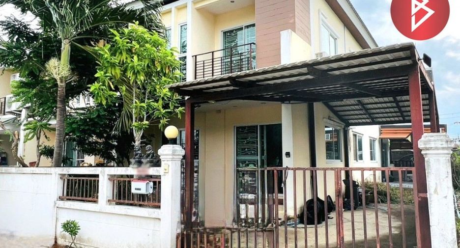 For sale 4 Beds townhouse in Bang Bo, Samut Prakan