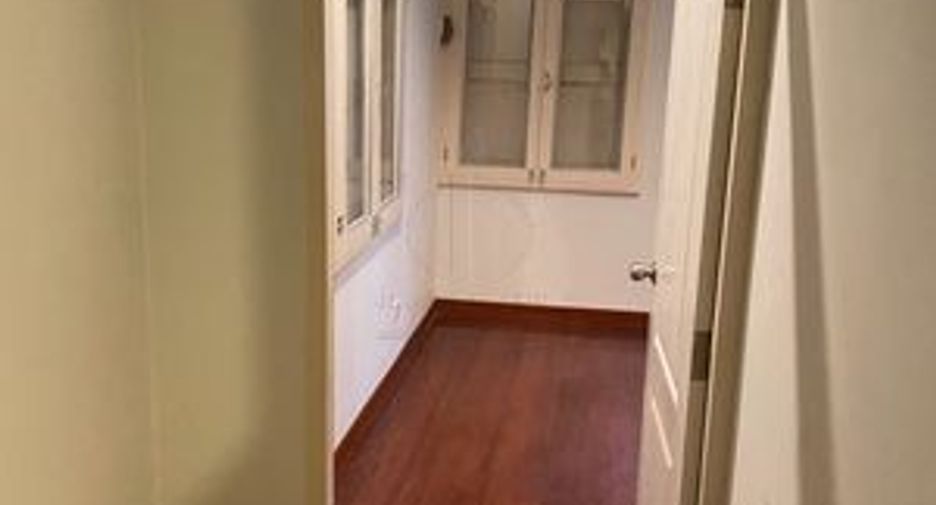 Haus zur Miete mit 3 Zimmer in Watthana, Bangkok