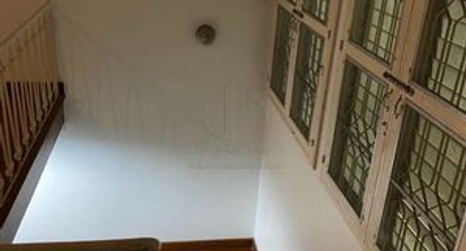 Haus zur Miete mit 3 Zimmer in Watthana, Bangkok