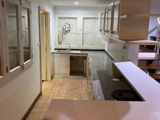 For rent 3 bedrooms house in Watthana, Bangkok