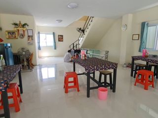 出售 2 卧室 商业空间 在 Hang Dong, Chiang Mai
