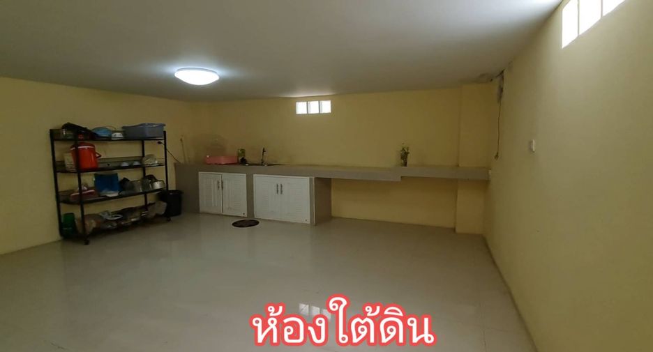 Local comercial en venta de 2 habitaciones en Hang Dong, Chiang Mai