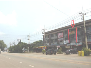 For sale 2 bed retail Space in Si Maha Phot, Prachin Buri