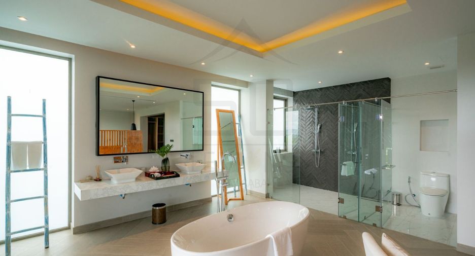 For rent 3 bedrooms villa in Thalang, Phuket