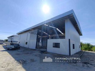 For rent warehouse in Ban Bueng, Chonburi