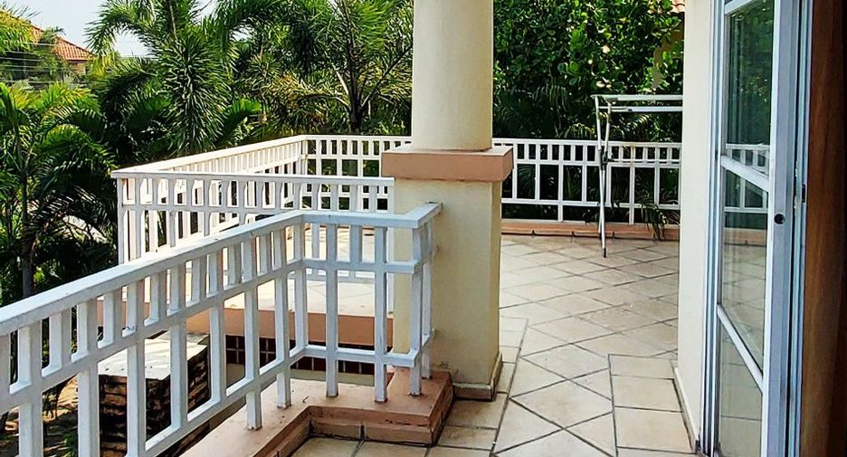 Villa en venta de 3 habitaciones en Mueang Chon Buri, Chonburi