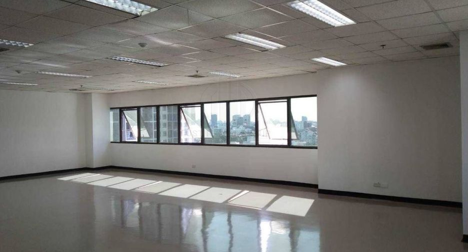 For sale 1 bed office in Watthana, Bangkok