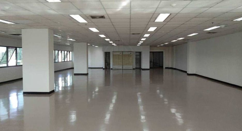 For sale 1 bed office in Watthana, Bangkok