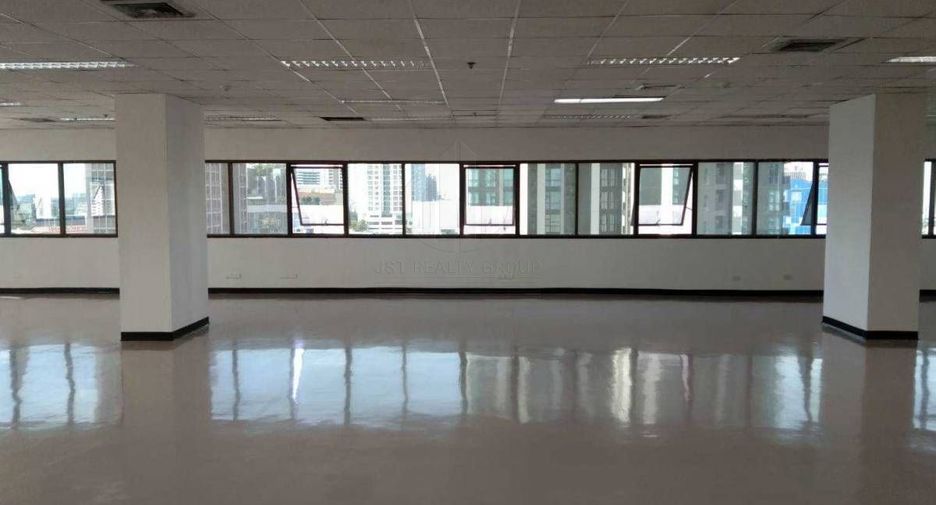 For sale 1 bed office in Watthana, Bangkok