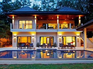 For rent 8 bedrooms villa in Mueang Phuket, Phuket