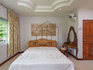 For sale 4 bed villa in Mueang Lamphun, Lamphun