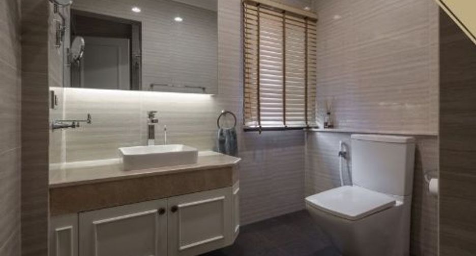 Reihenhaus zum Kauf mit 3 Zimmer in Watthana, Bangkok