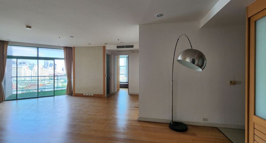 For sale 4 bedrooms condo in Bang Kho Laem, Bangkok