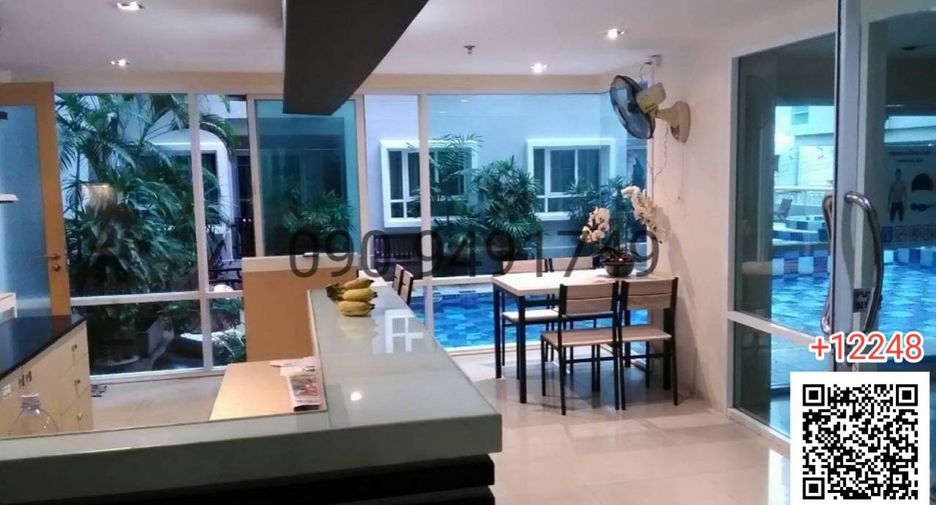 Wohnung zur Miete mit 1 Zimmer in Huai Khwang, Bangkok