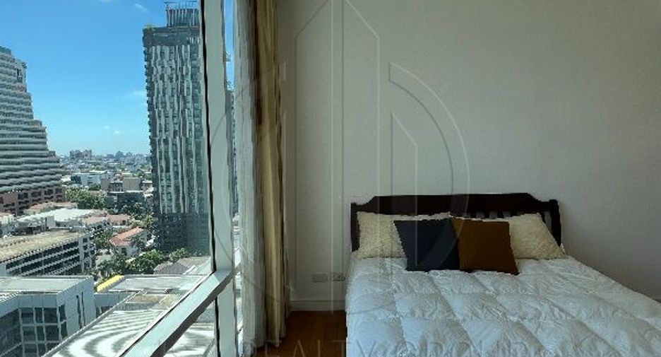 For sale 2 bedrooms condo in Khlong Toei, Bangkok