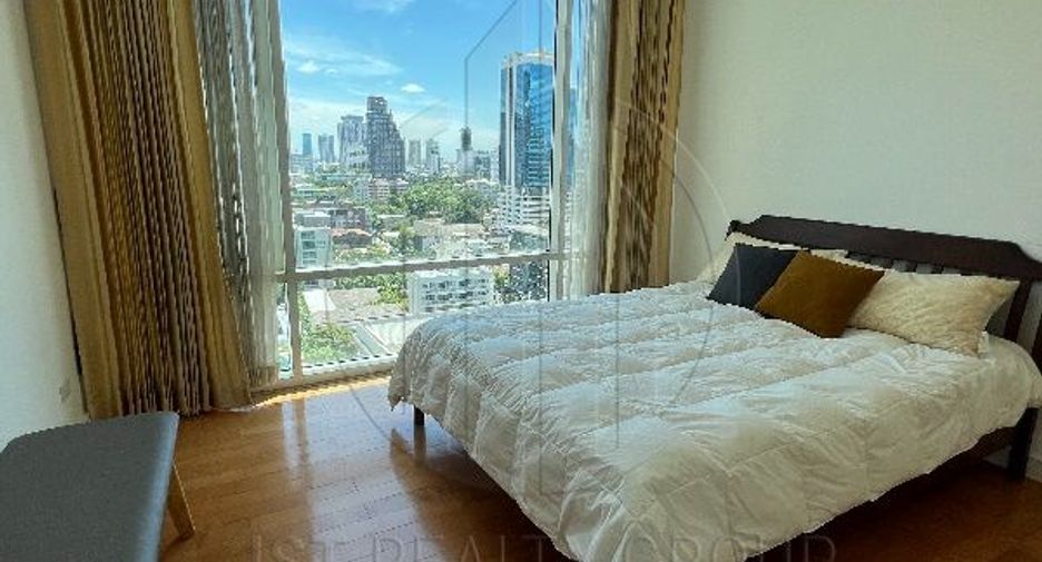 For sale 2 bedrooms condo in Khlong Toei, Bangkok