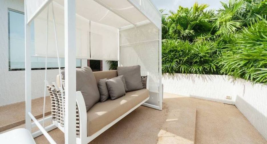 For sale 5 bedrooms villa in Mueang Phuket, Phuket