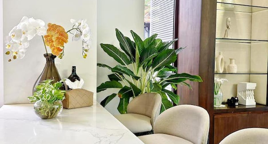 For sale 5 bedrooms villa in Mueang Phuket, Phuket