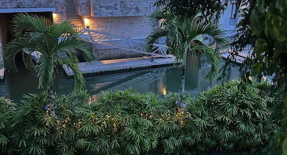 For sale 5 bedrooms villa in Mueang Phuket, Phuket