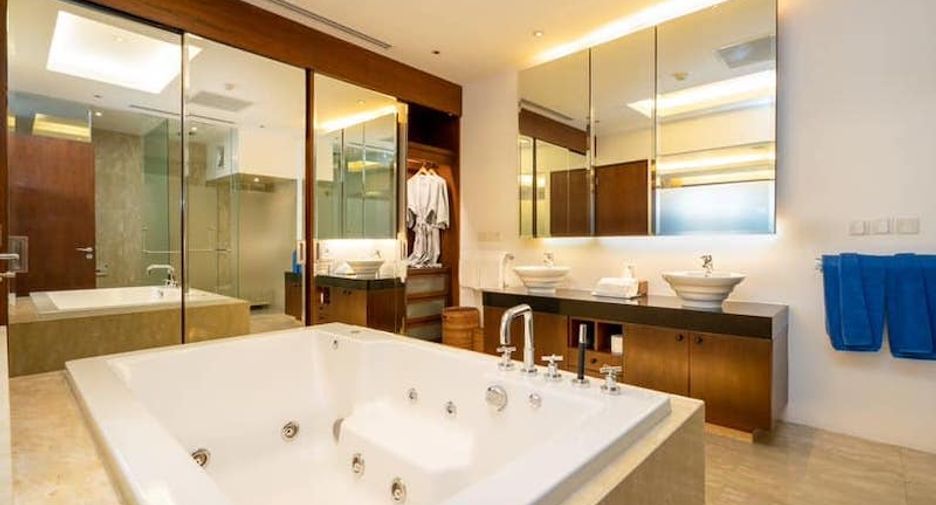 For sale 5 bedrooms villa in Mueang Phuket, Phuket