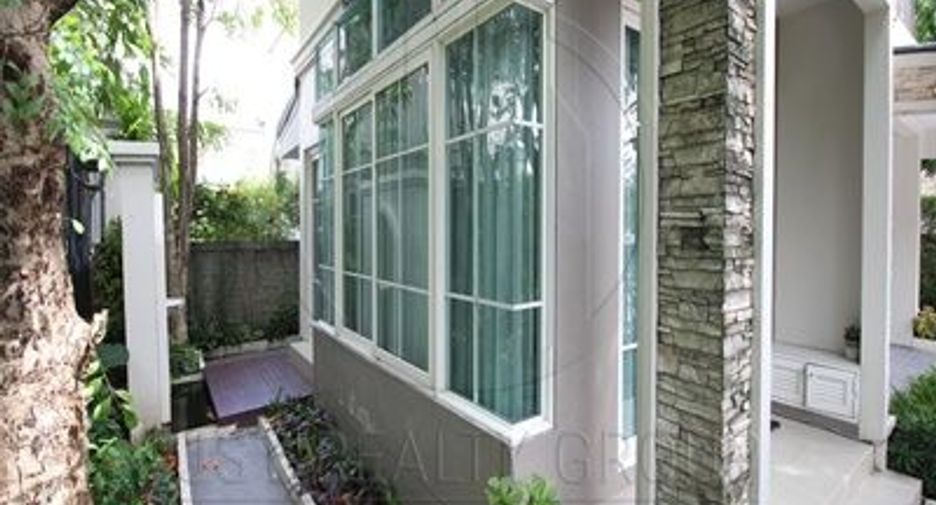 For rent 4 bedrooms house in Bueng Kum, Bangkok