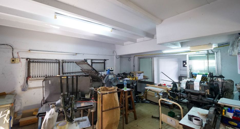 For sale retail Space in Bang Khen, Bangkok