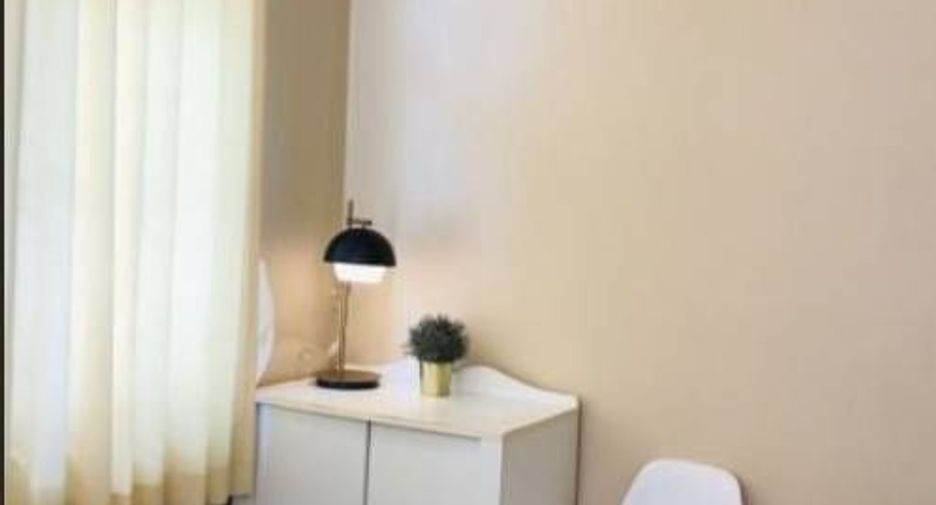 Apartamento en alquiler de 3 habitaciones en Din Daeng, Bangkok