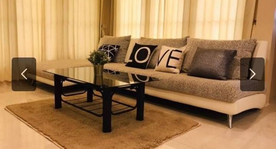 Apartamento en alquiler de 3 habitaciones en Din Daeng, Bangkok