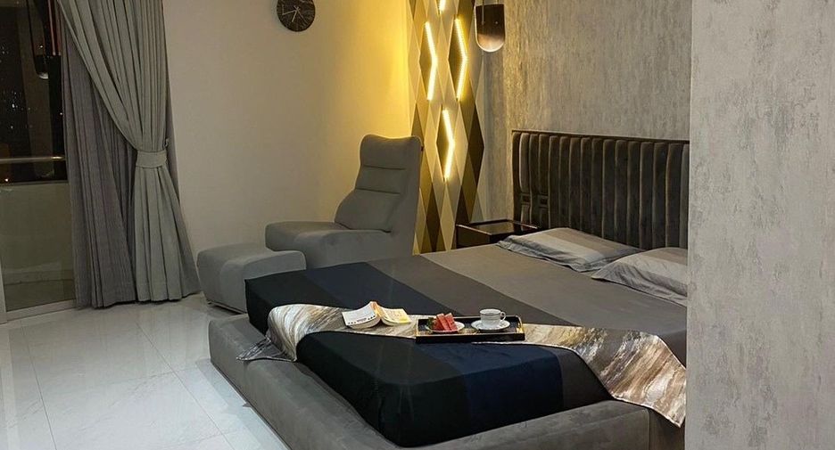 Продажа 3 спальни кондо в Сатхон, Бангкок