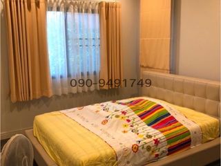 For rent 4 bedrooms house in Bangkok Noi, Bangkok