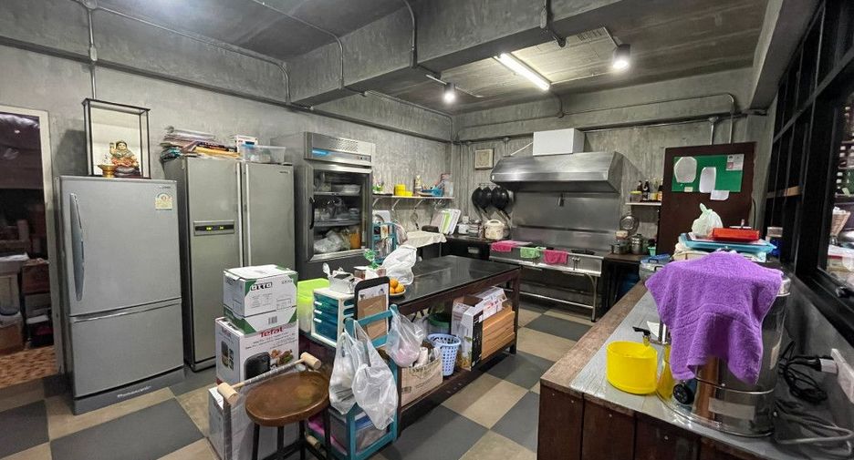 出售 35 卧室 酒店 在 Mueang Chiang Mai, Chiang Mai
