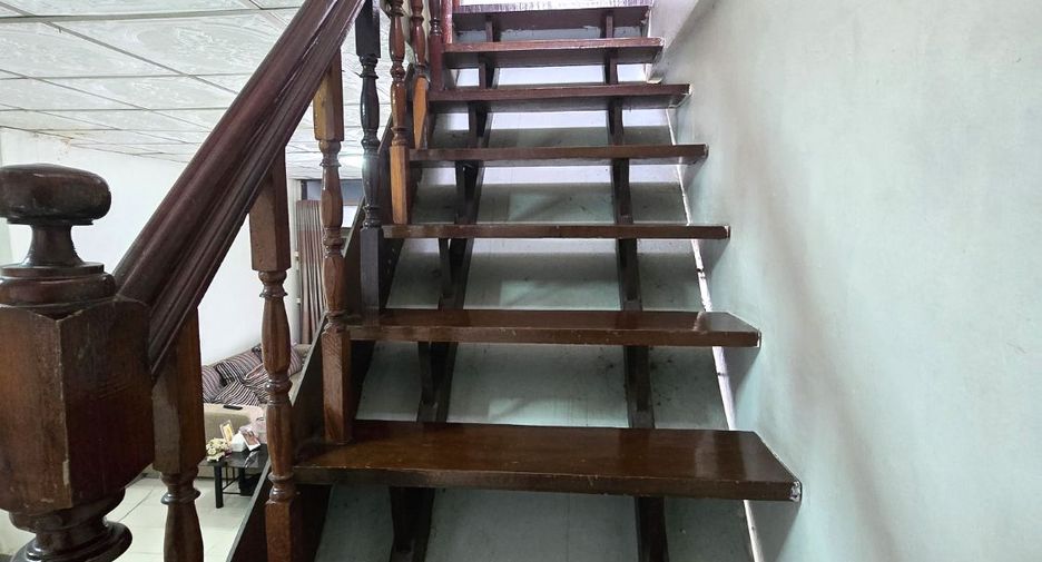 For sale 2 bedrooms townhouse in Bang Khen, Bangkok