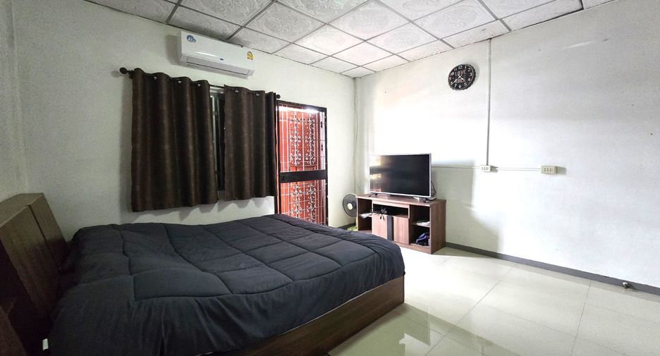 For sale 2 bedrooms townhouse in Bang Khen, Bangkok