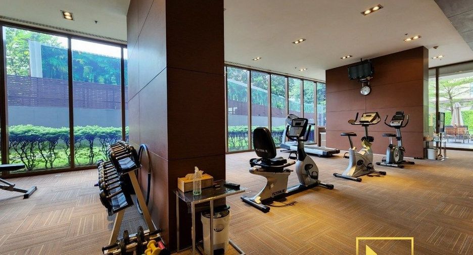 For rent 1 bed condo in Khlong Toei, Bangkok