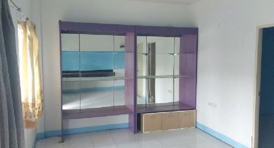 For sale 2 bedrooms townhouse in Kantharawichai, Maha Sarakham