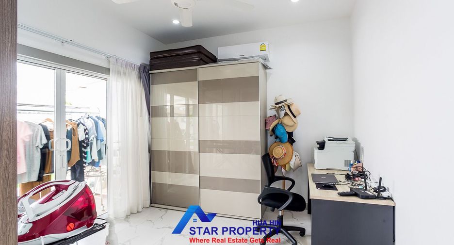 For sale 3 bedrooms villa in Hua Hin, Prachuap Khiri Khan
