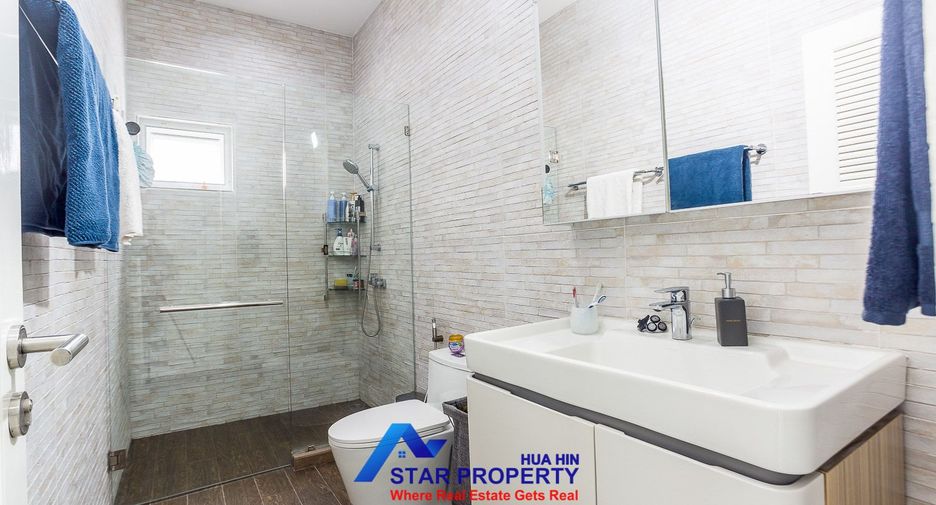 For sale 3 bedrooms villa in Hua Hin, Prachuap Khiri Khan