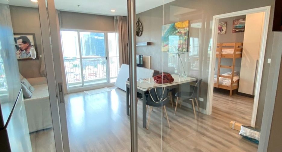 For sale 2 bedrooms condo in Sathon, Bangkok